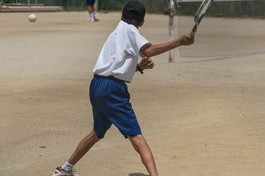 科维托娃回归赛场，关键助攻首场状态亮眼，日本队观众沸腾！
